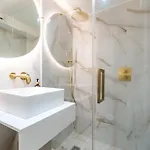 Apartment Caron - De Gamme Hyper Centre