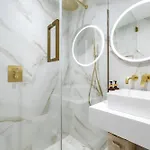 Apartment Caron - De Gamme Hyper Centre