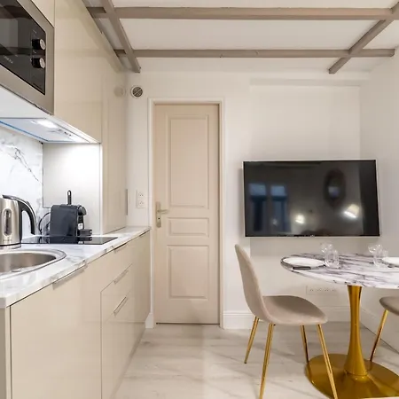 Caron - De Gamme Hyper Centre