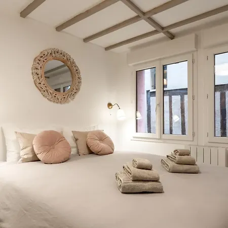 Apartment Caron - De Gamme Hyper Centre