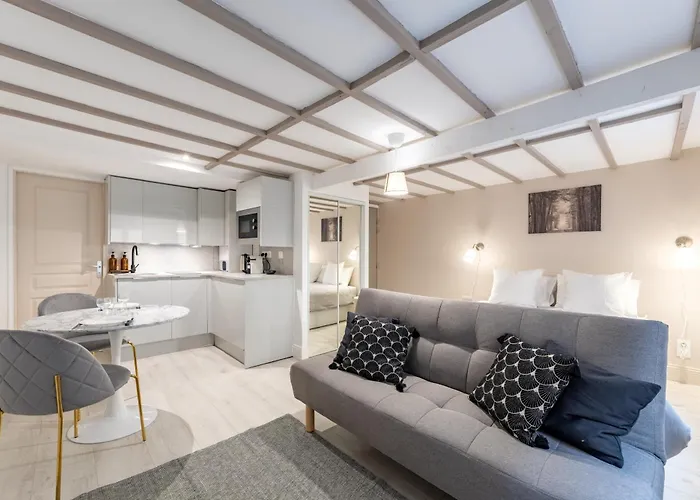 Apartment Caron - De Gamme Hyper Centre