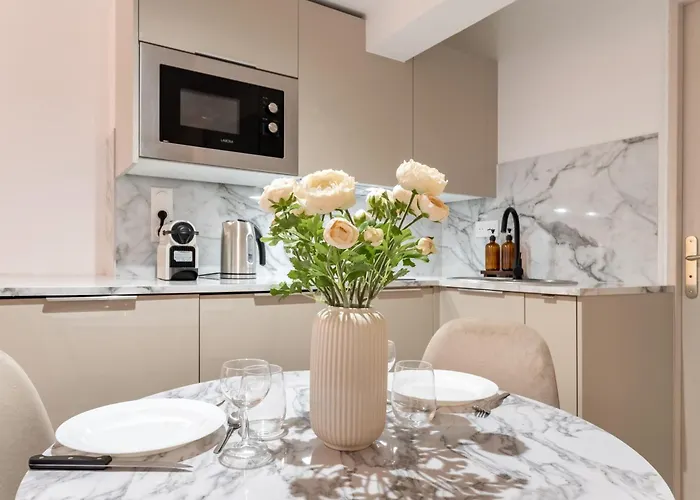 Apartment Caron - De Gamme Hyper Centre